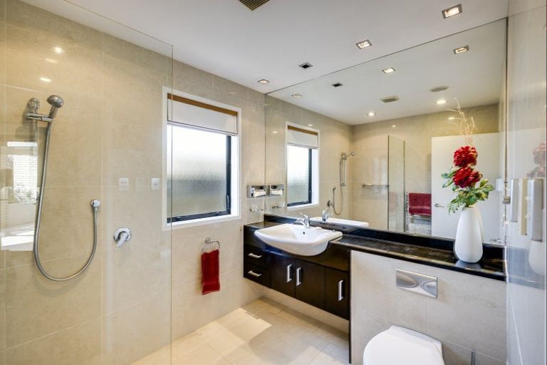 Photo of property in 8 Saint Hill Lane, Havelock North, 4130