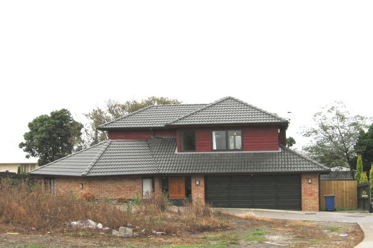 Photo of property in 21 Farquhar Road, Glendene, Auckland, 0602