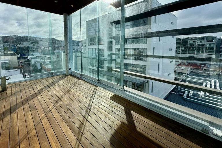 Photo of property in Il Casino Apartments, 701/38 Jessie Street, Te Aro, Wellington, 6011