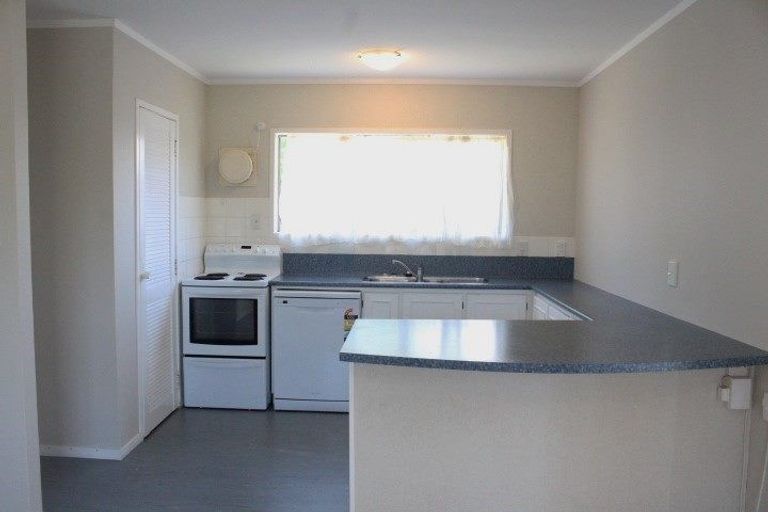 Photo of property in 30 Murvale Drive, Bucklands Beach, Auckland, 2014