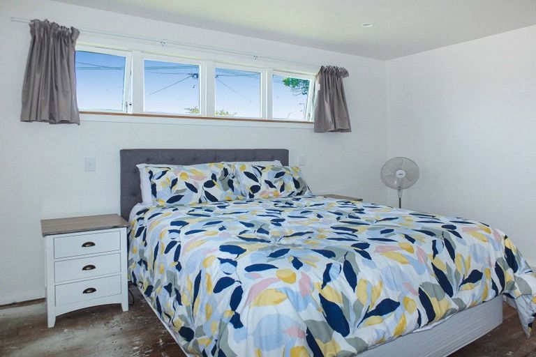 Photo of property in 19 Johnston Street, Foxton, 4814