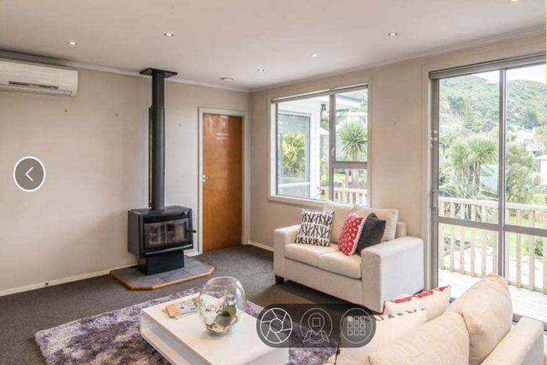 Photo of property in 7 Hillary Street, Tawa, Wellington, 5028
