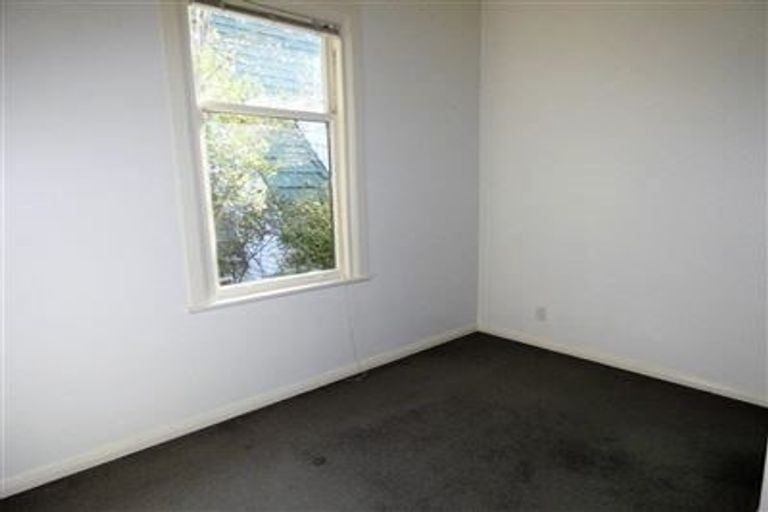 Photo of property in 2 Easdale Street, Kelburn, Wellington, 6012