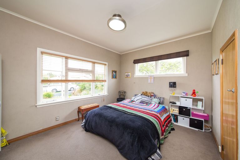 Photo of property in 29 Rongopai Street, Palmerston North, 4414
