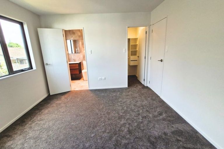 Photo of property in 90d Moire Road, Massey, Auckland, 0614