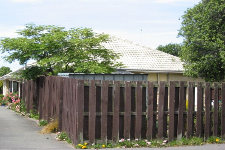 Photo of property in 1/10 Seafield Place, South New Brighton, Christchurch, 8062