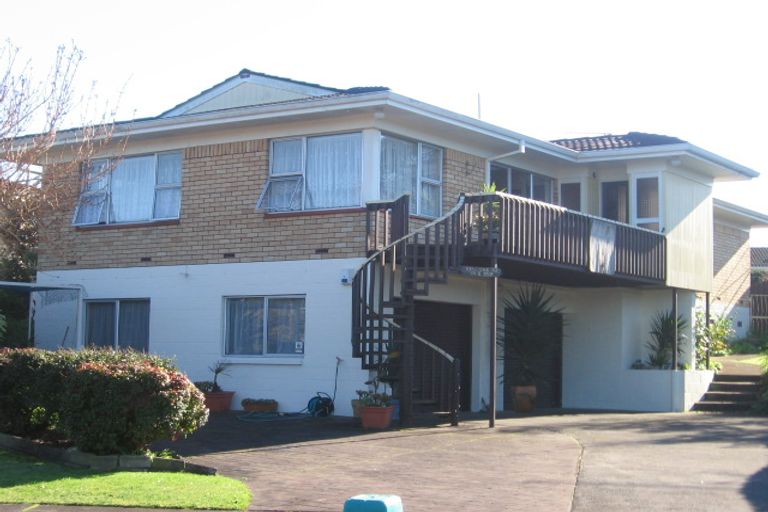 Photo of property in 26 Kavanagh Place, Opaheke, Papakura, 2113