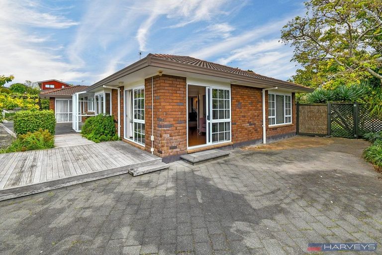 Photo of property in 4 Larkspur Court, The Gardens, Auckland, 2105