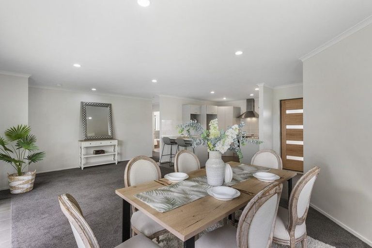 Photo of property in 1 Cathcart Close, Pukekohe, 2120