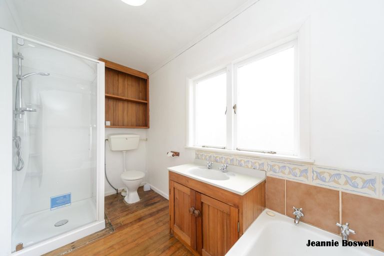 Photo of property in 406 Ruahine Street, Terrace End, Palmerston North, 4410