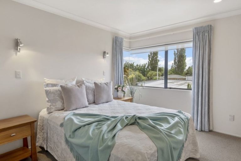 Photo of property in 16 Minchin Crescent, St Andrews, Hamilton, 3200