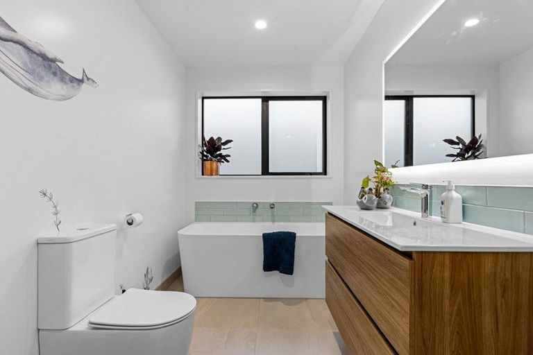 Photo of property in 14 Carex Rise, Cracroft, Christchurch, 8022