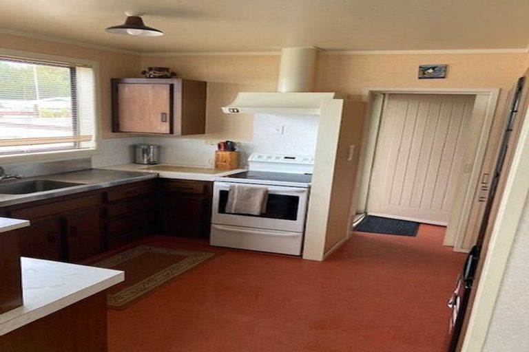 Photo of property in 16 Cameron Road, Te Puke, 3119