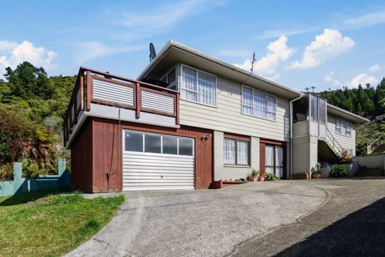 Photo of property in 83 Mallard Drive, Selwyn Heights, Rotorua, 3015