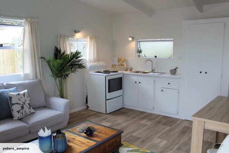 Photo of property in 3/60 Roberton Road, Avondale, Auckland, 1026