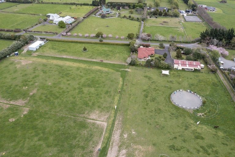 Photo of property in 34 Sutton Road, Te Horo, Otaki, 5582