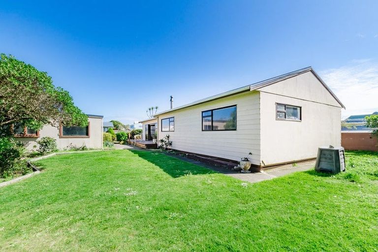 Photo of property in 26 Scott Avenue, Otaki Beach, Otaki, 5512