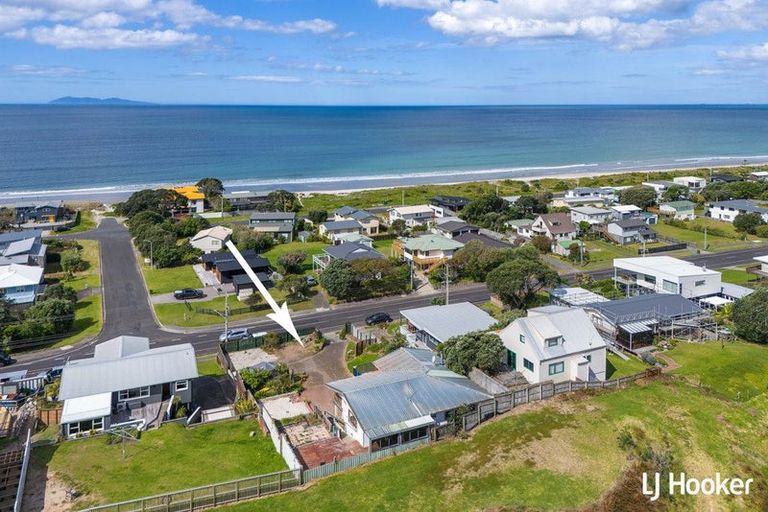 Photo of property in 238 Seaforth Road, Waihi Beach, 3611