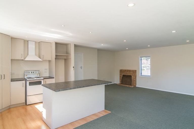 Photo of property in 4a Huia Road, Raumati Beach, Paraparaumu, 5032