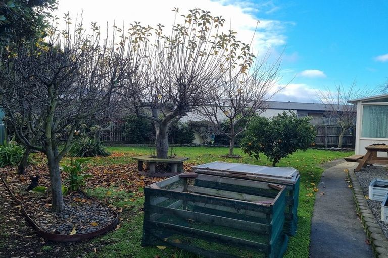Photo of property in 32 Shirtliff Street, Riversdale, Blenheim, 7201