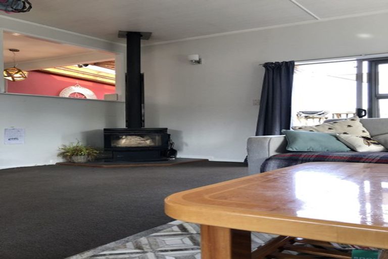 Photo of property in 5 Rakino Avenue, Manly, Whangaparaoa, 0930