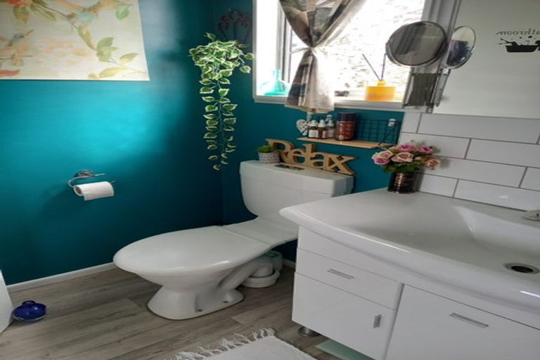 Photo of property in 21 Silverton Road, Waihi, 3610