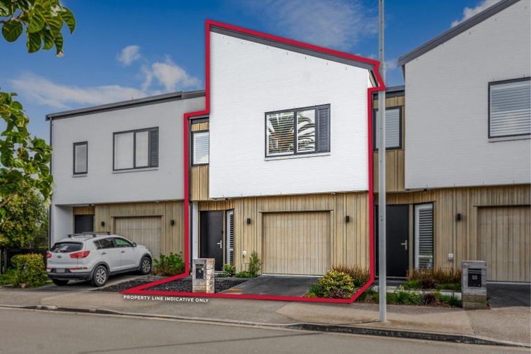 Photo of property in 98 Buckley Avenue, Hobsonville, Auckland, 0616