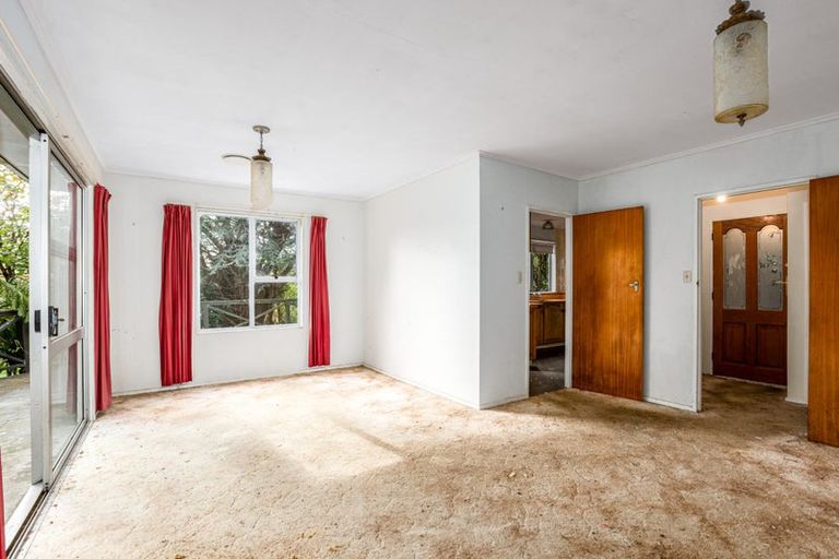 Photo of property in 214a Waddington Drive, Naenae, Lower Hutt, 5011