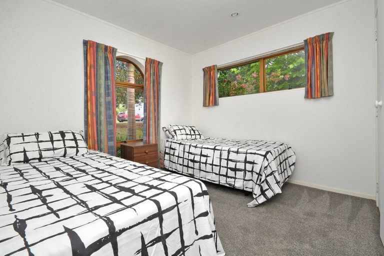Photo of property in 3 Kegworth Place, Browns Bay, Auckland, 0630