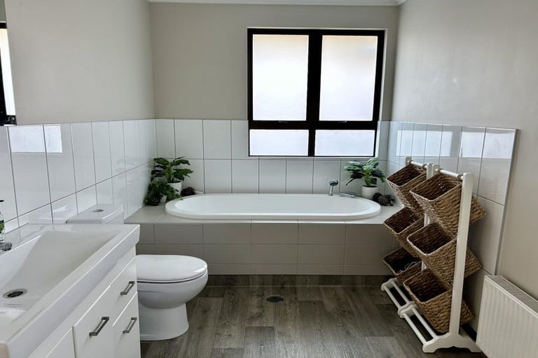 Photo of property in 15 Brian Bary Street, Redwoodtown, Blenheim, 7201