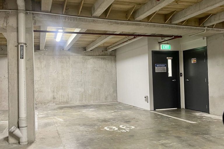 Photo of property in Montreaux Apartments, 3f/164 The Terrace, Wellington Central, Wellington, 6011