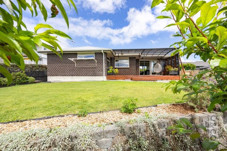Photo of property in 96 Pohutukawa Parade, Riverhead, 0820