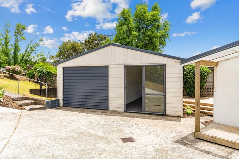 Photo of property in 43 Gorge Road, Maungaturoto, 0520