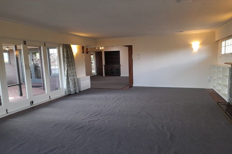 Photo of property in 64 Chesham Avenue, Waipahihi, Taupo, 3330