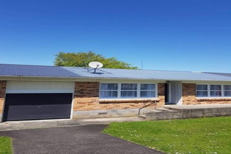 Photo of property in 2/22 Union Street, Papakura, 2110