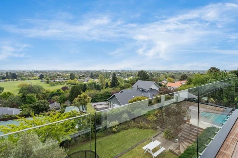 Photo of property in 20 Glenelg Spur, Hillsborough, Christchurch, 8022