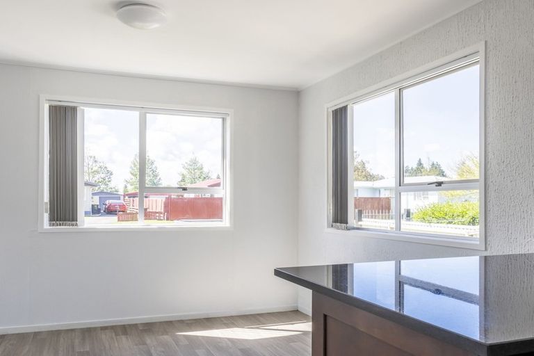 Photo of property in 52 Karen Crescent, Dinsdale, Hamilton, 3204