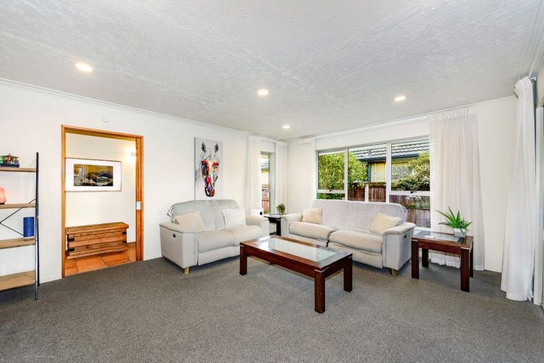 Photo of property in 76 Wingate Street, Redwood, Christchurch, 8051