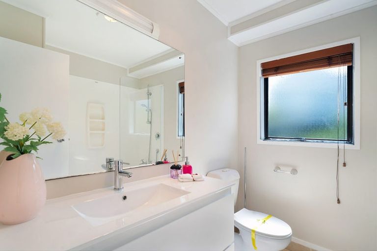 Photo of property in 61 Anich Road, Massey, Auckland, 0614