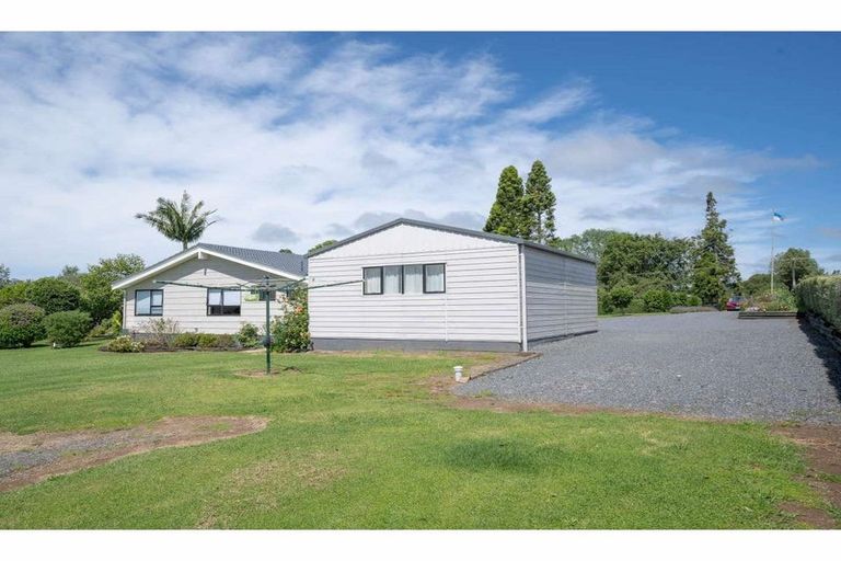 Photo of property in 38 Riddell Road, Kerikeri, 0230