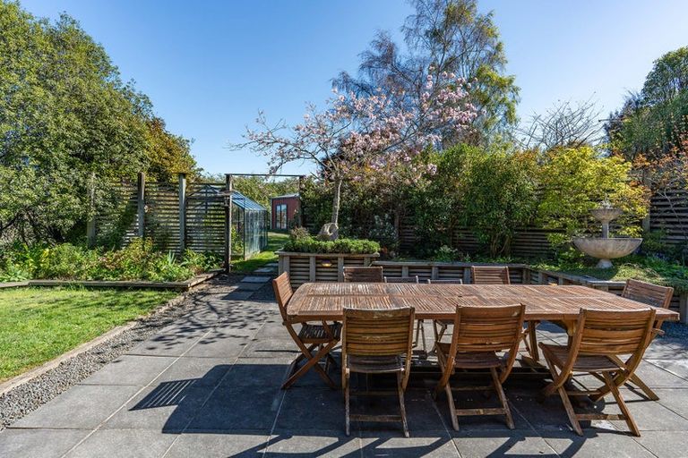 Photo of property in 114 Dalziel Road, Halfway Bush, Dunedin, 9010