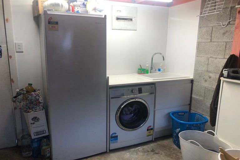 Photo of property in 131a Waikawa Road, Picton, 7220