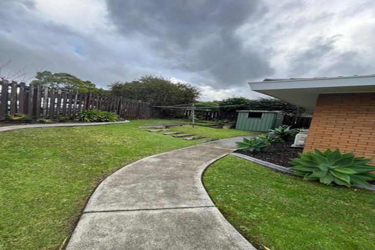 Photo of property in 5 Steeple Rise, Pakuranga, Auckland, 2010