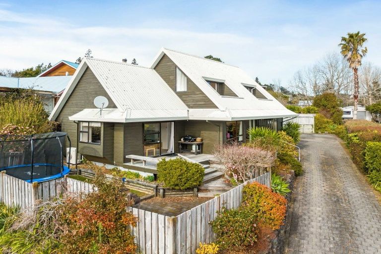 Photo of property in 105 Bruce Wallace Place, Whangamata, 3620
