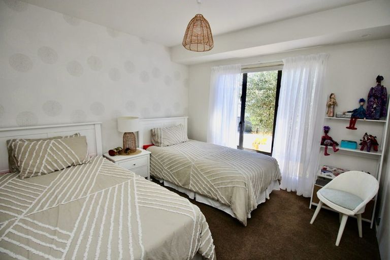 Photo of property in 16 Protea Crescent, Whitianga, 3510