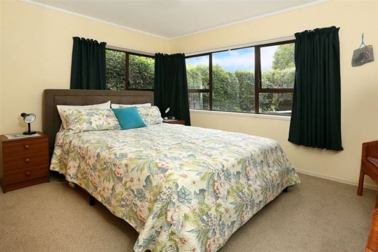 Photo of property in 2/104 Rathgar Road, Henderson, Auckland, 0610