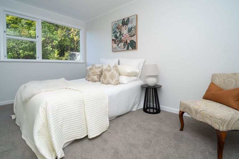 Photo of property in 4 Mayfair Place, Tawa, Wellington, 5028
