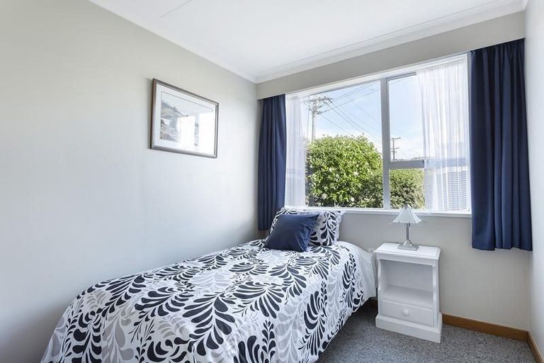 Photo of property in 160 Macandrew Road, South Dunedin, Dunedin, 9012