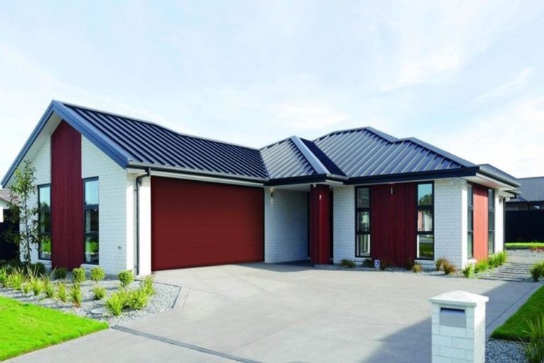 Photo of property in 13 Westpark Boulevard, Rangiora, 7400