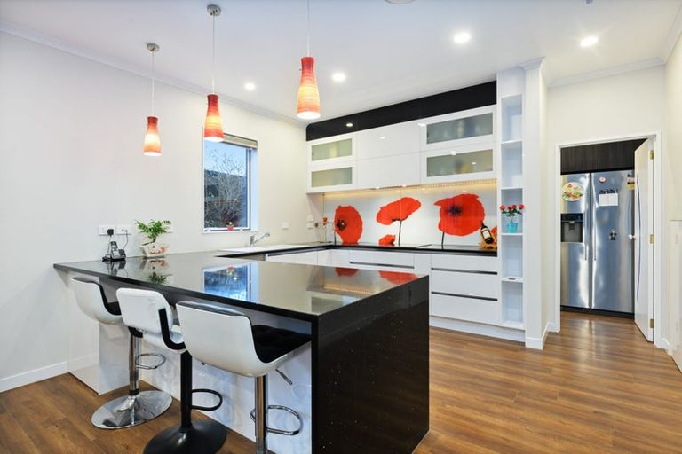 Photo of property in 59 Sunshine Boulevard, Sunnyvale, Auckland, 0612